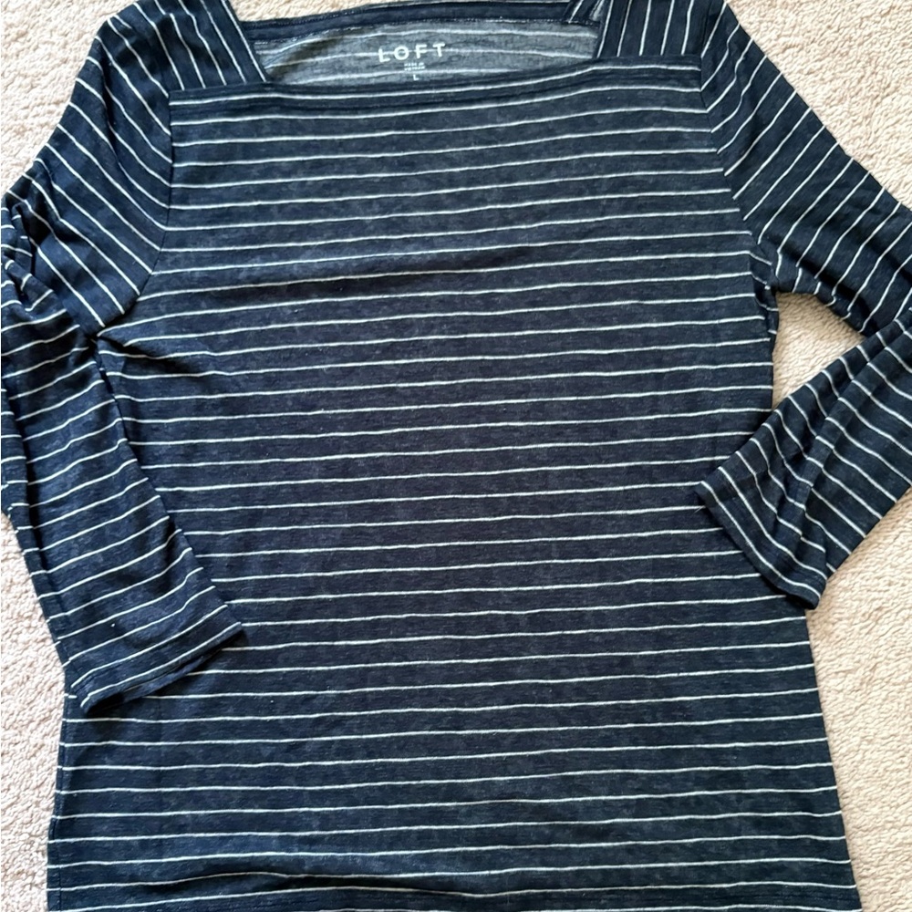 LOFT Women's Dark Blue and White Striped Long Sleeve Top